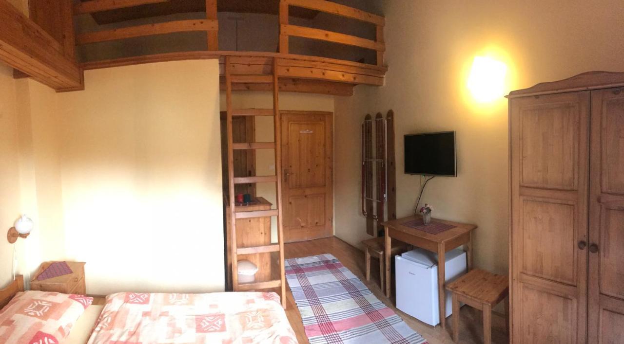 Penzion Pazicky Stará Lesná Buitenkant foto